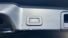 Land Rover Range Rover Evoque 2.0 D200 R-Dynamic SE 5dr Auto Diesel Hatchback